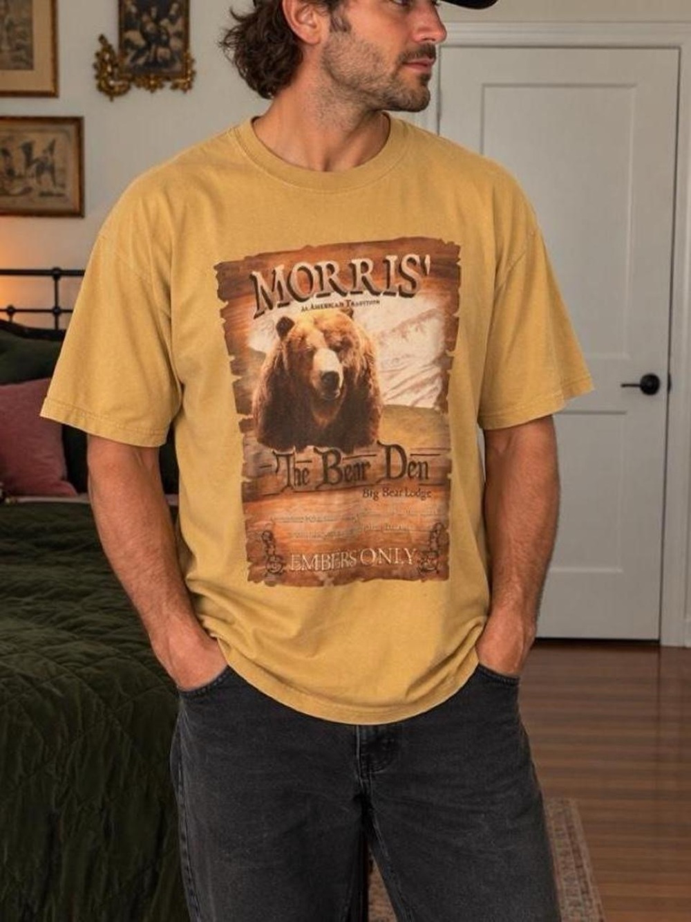 Gildan Morris’ The Bear Den Big Bear Lodge Graphic T-Shirt XL